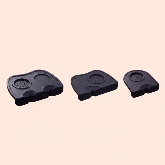 Silicone corner tamping mat, Large, front view on a neutral background